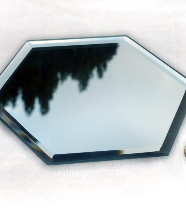 Mirror (hexagonal)